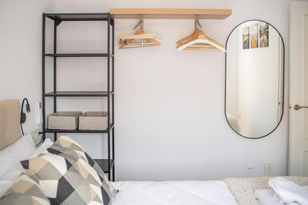 Central And Beautiful Apartment - Free Parking 马拉加 外观 照片